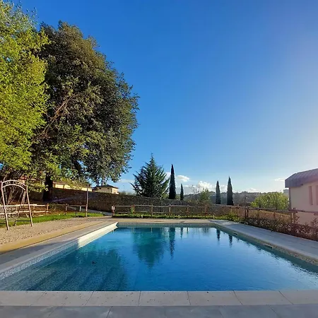 Apartmanhotel Hills 3*