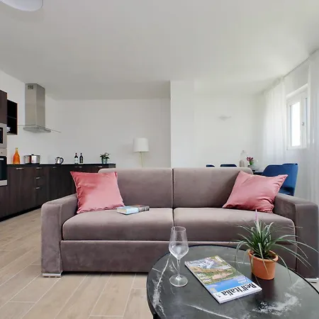 Hills Apartmanhotel Siena