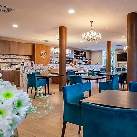 Guild Senior & Hotel apartamentowy 3*