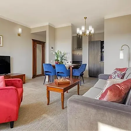 Hotel apartamentowy Guild Senior & 3*