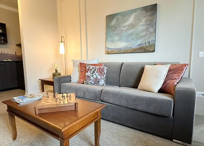 Guild Senior & アパートホテル 3*