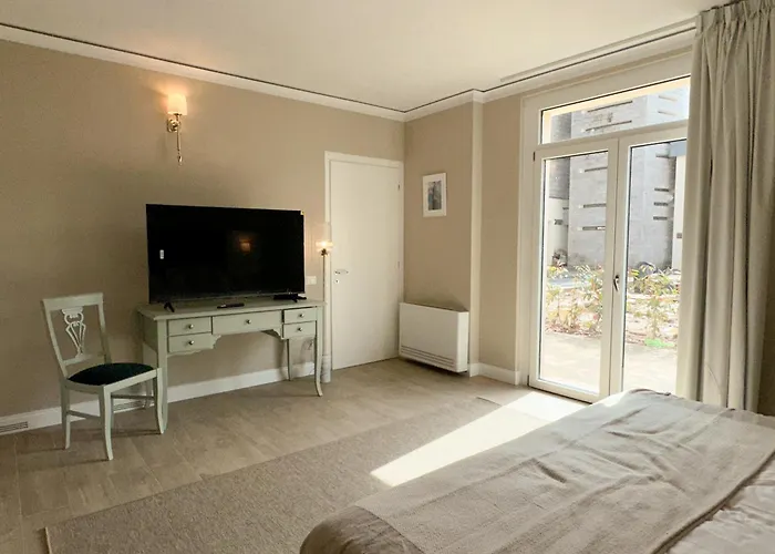 Guild Senior & アパートホテル シエーナ