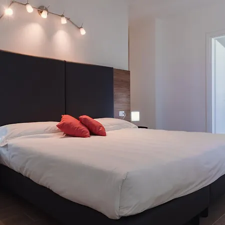 Hotel apartamentowy Hills *