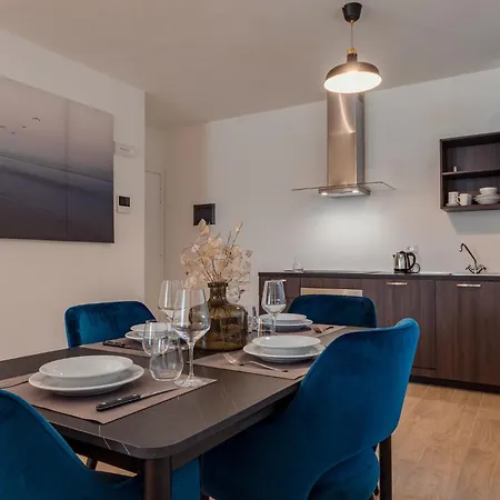 Hills Hotel apartamentowy 3*